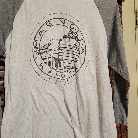 Gray and White Raglan T-Shirt - Picture 6 of 8